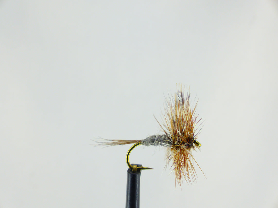 Mouche De Pêche Sèche N°909 – Taille 14 – Multicolore – Pour Truite – Française