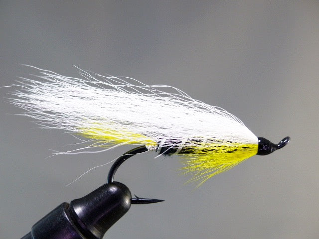 Mouche noyée straggler noir UV Fulling Mill